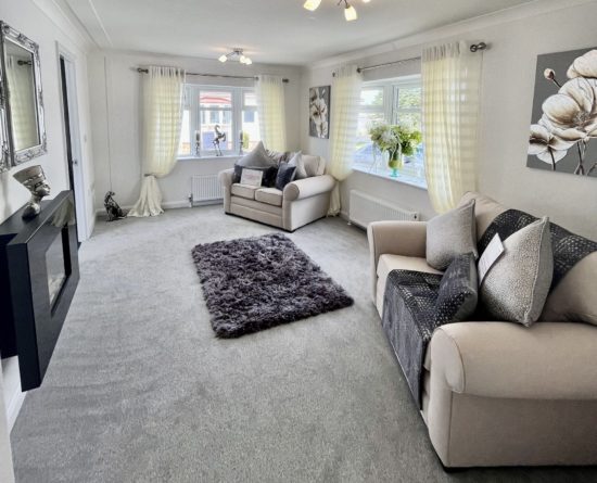 Stately-Albion Tredegar Elite living room
